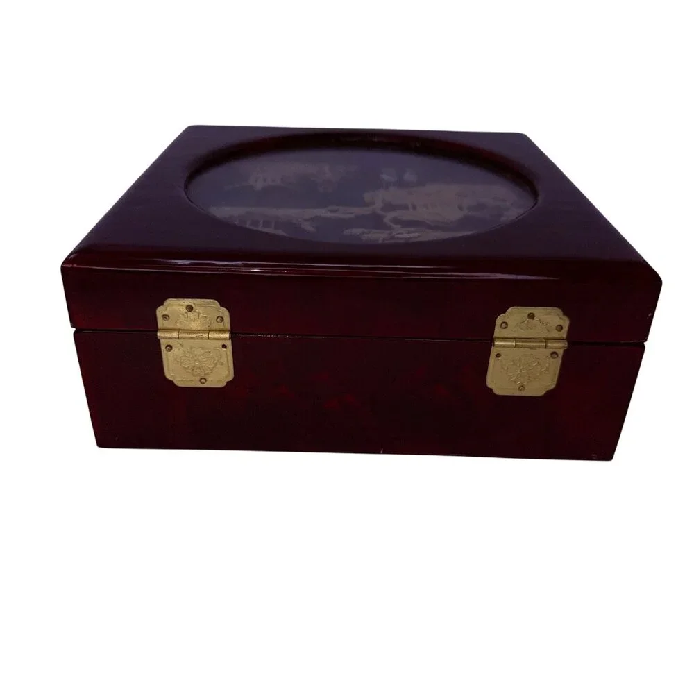 Vtg Chinese Diorama Lacquered Jewelry‎ Box with Inlaid Scene Red Silk Interior